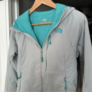 The North Face Ventrix Hooded Jacket, light gray/blue, size XS